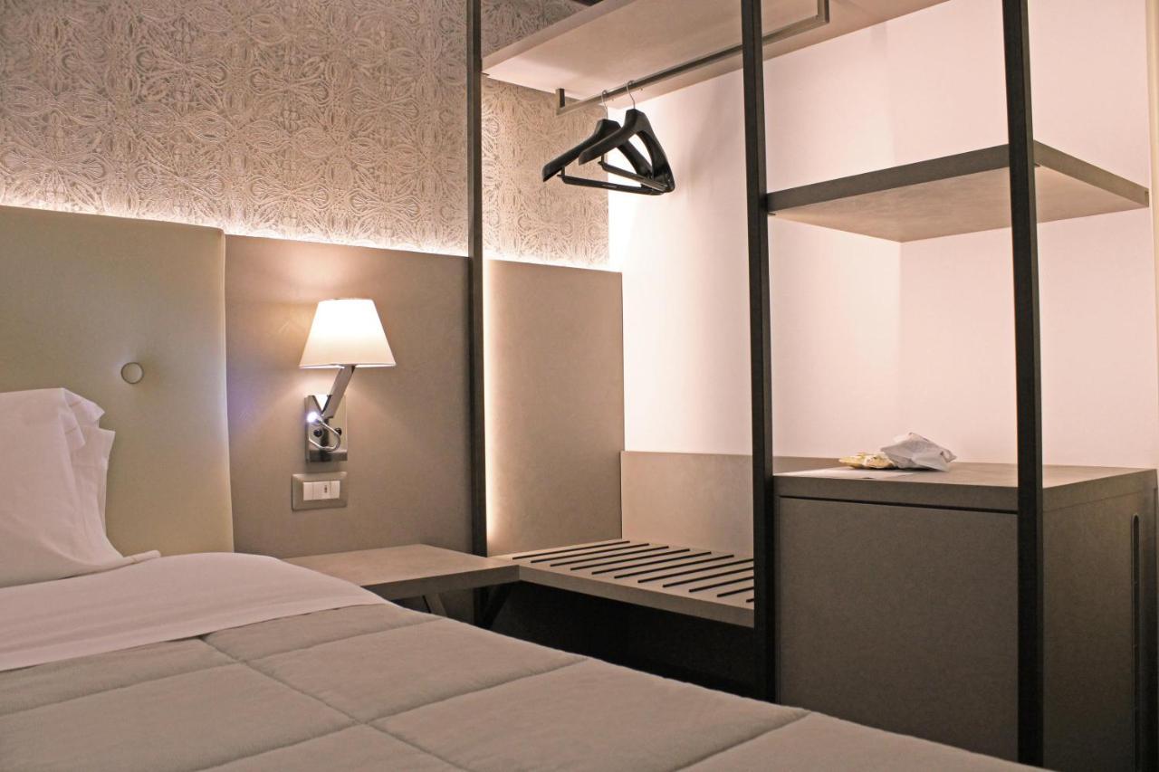 Viva Hotel Авелліно Екстер'єр фото