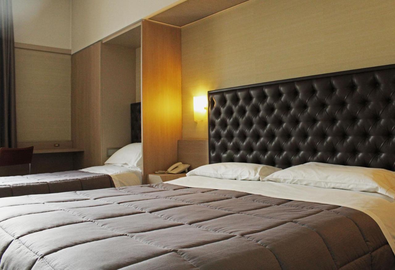 Viva Hotel Авелліно Екстер'єр фото